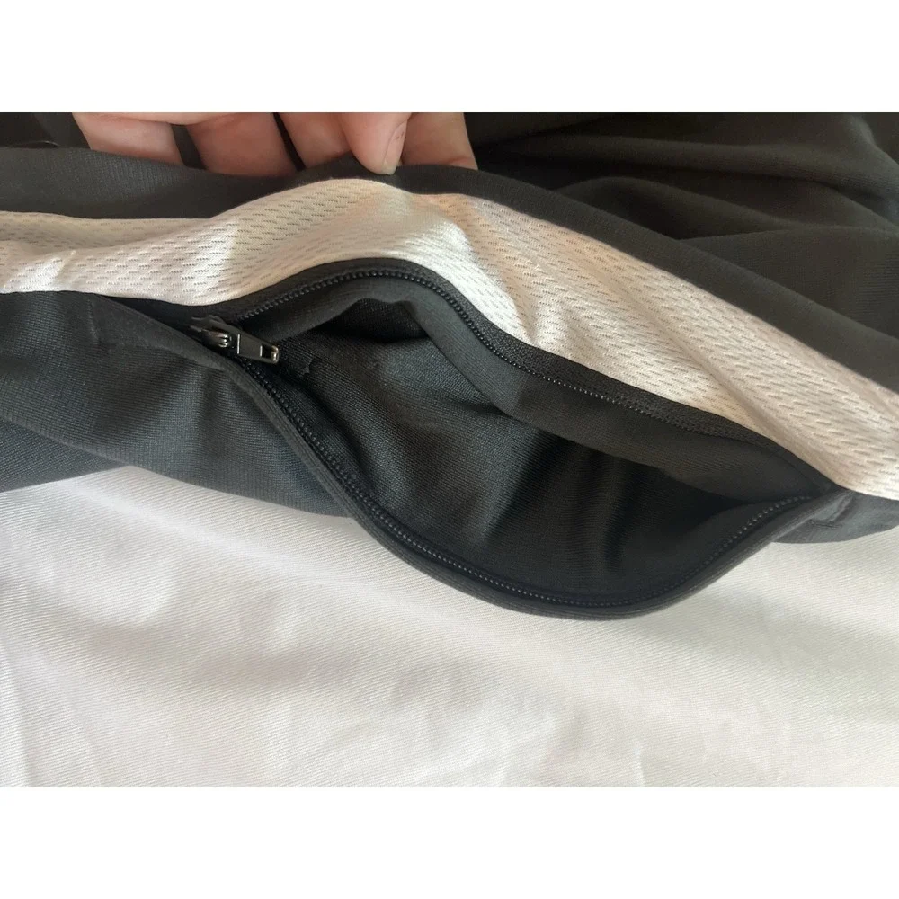 Nike Pants Gray SIZE MED Dri-Fit Elastic Waist Ankle Zip Pockets & Drawstring